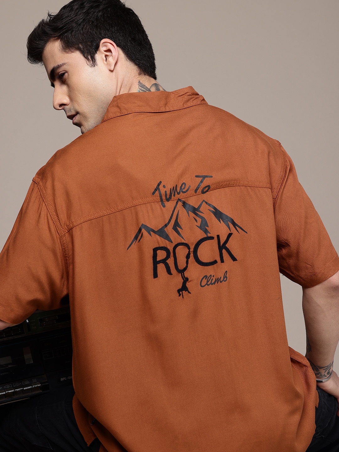 

The Roadster Lifestyle Co. Classic Pure Cotton Casual Shirt with Embroidered Detail, Brown