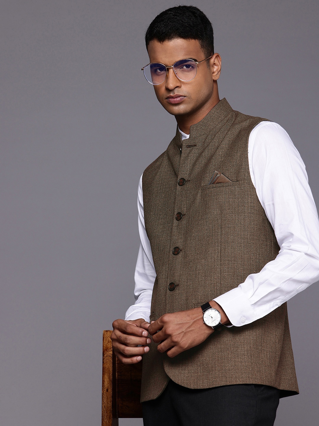 

Theme Checked Nehru Jacket with Pocket Square, Brown