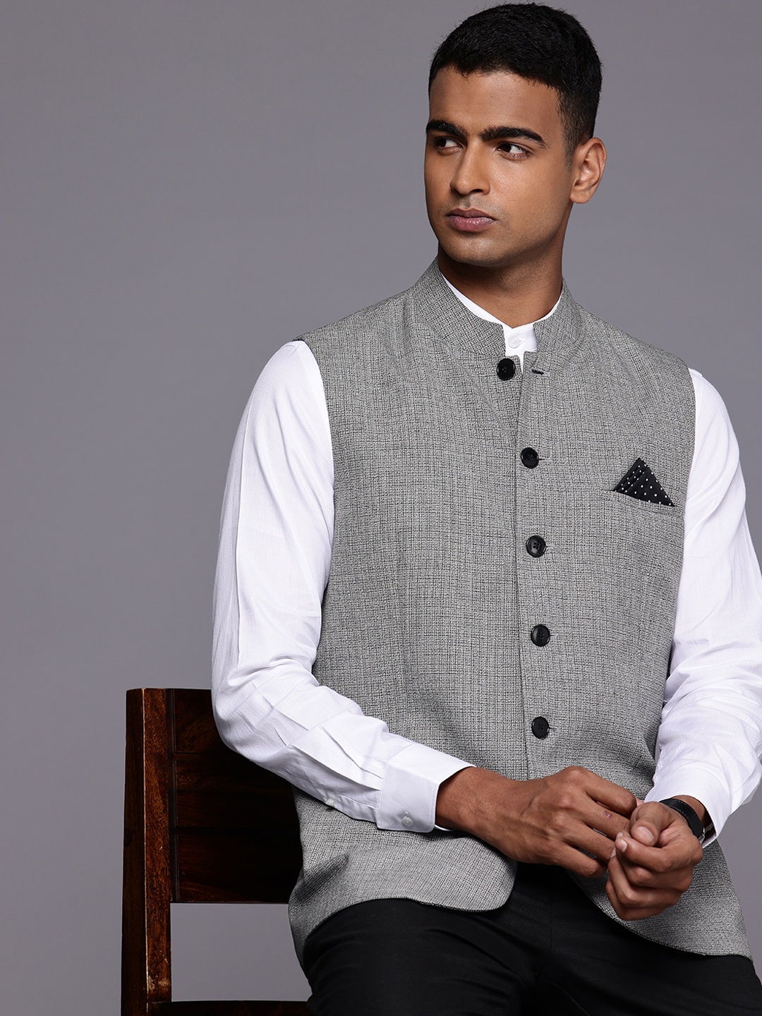 

Theme Checked Nehru Jacket with Pocket Square, Black