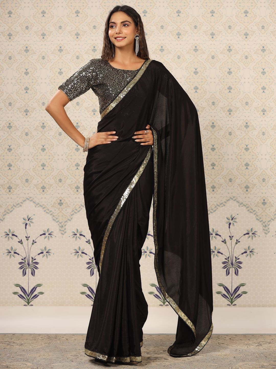 

Ode by House of Pataudi Sequinned Pure Crepe Saree, Black