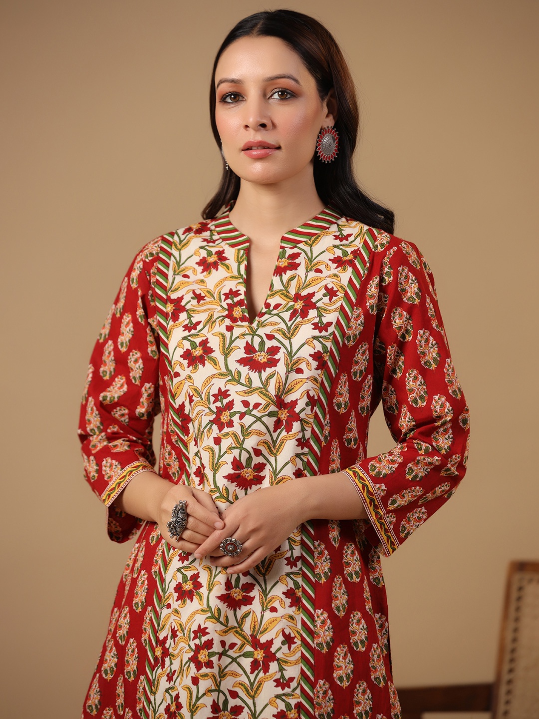 

anayna Floral Printed Mandarin Collar Straight Pure Cotton Kurta With Trousers, Red