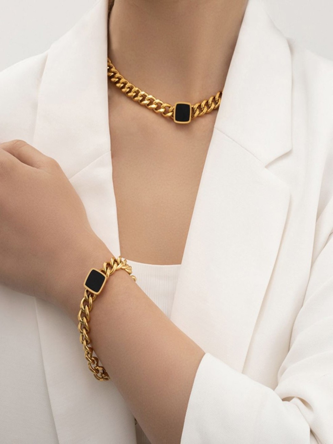 

AQUASTREET Men 18k Gold-Plated Onyx Studded Necklace And Bracelet