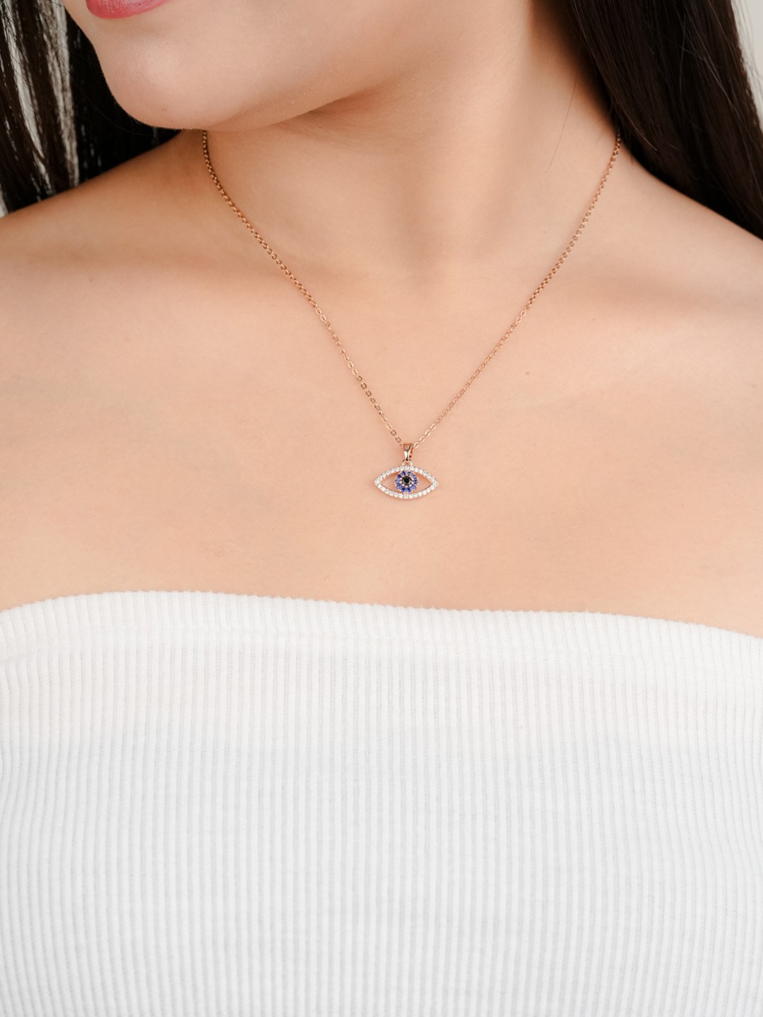 

Zeraki Jewels Gold-Plated Artificial Stones Studded Eye Shaped Pendant With Chain