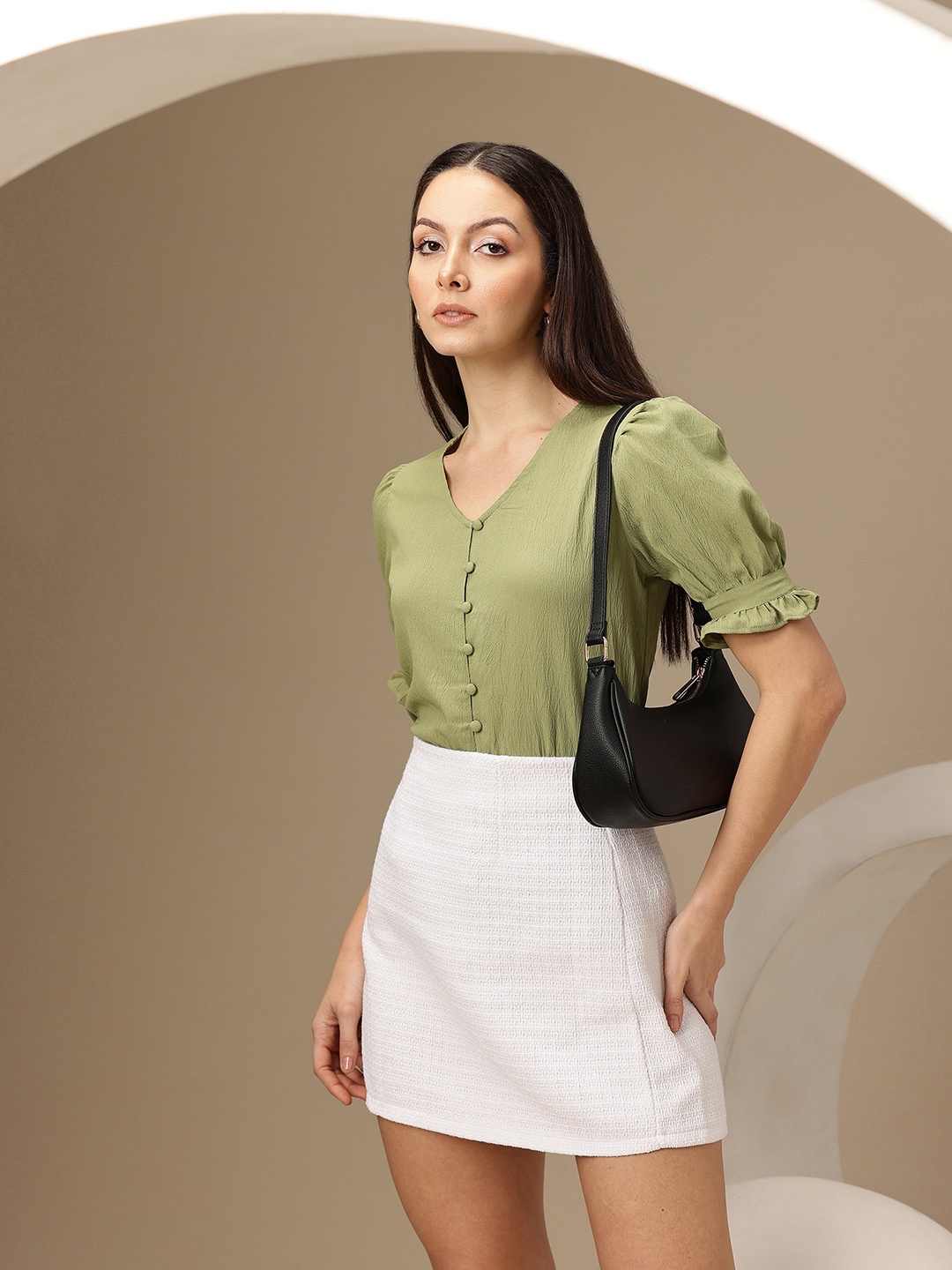 

Chemistry Solid Puff Sleeve Crepe Top, Green