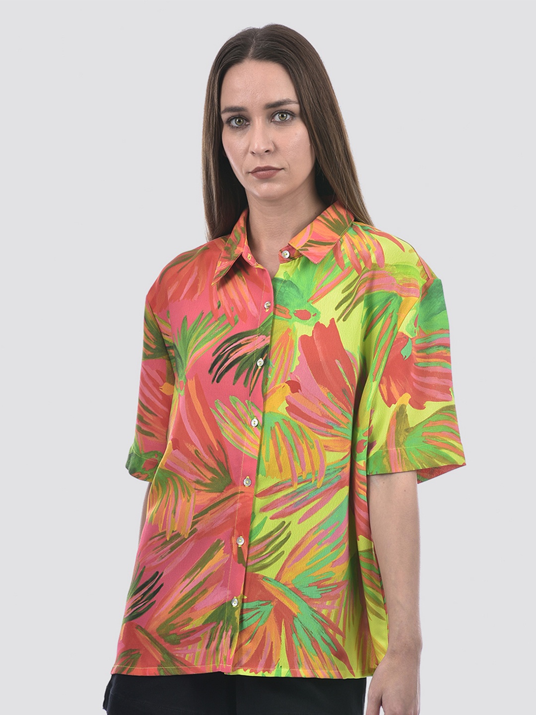 

ONLY Women Oversized Fit Spread Collar Floral Printed Casual Shirt, Pink