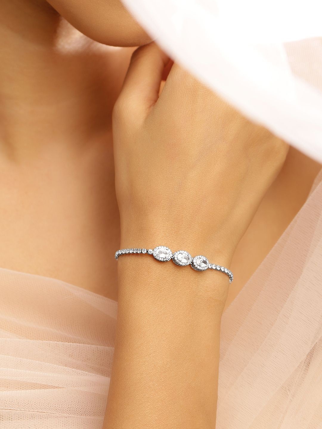 

Rubans Rhodium Plated White CubicZirconia Adjustable Pull Chain Bracelet, Silver