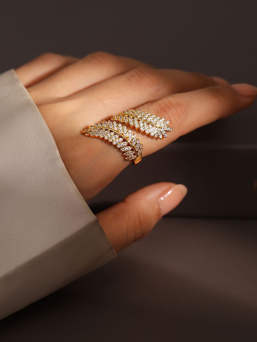 

Rubans 18K Gold Plated Cubic Zirconia Studded Leaf Design Adjustable Openable Ring