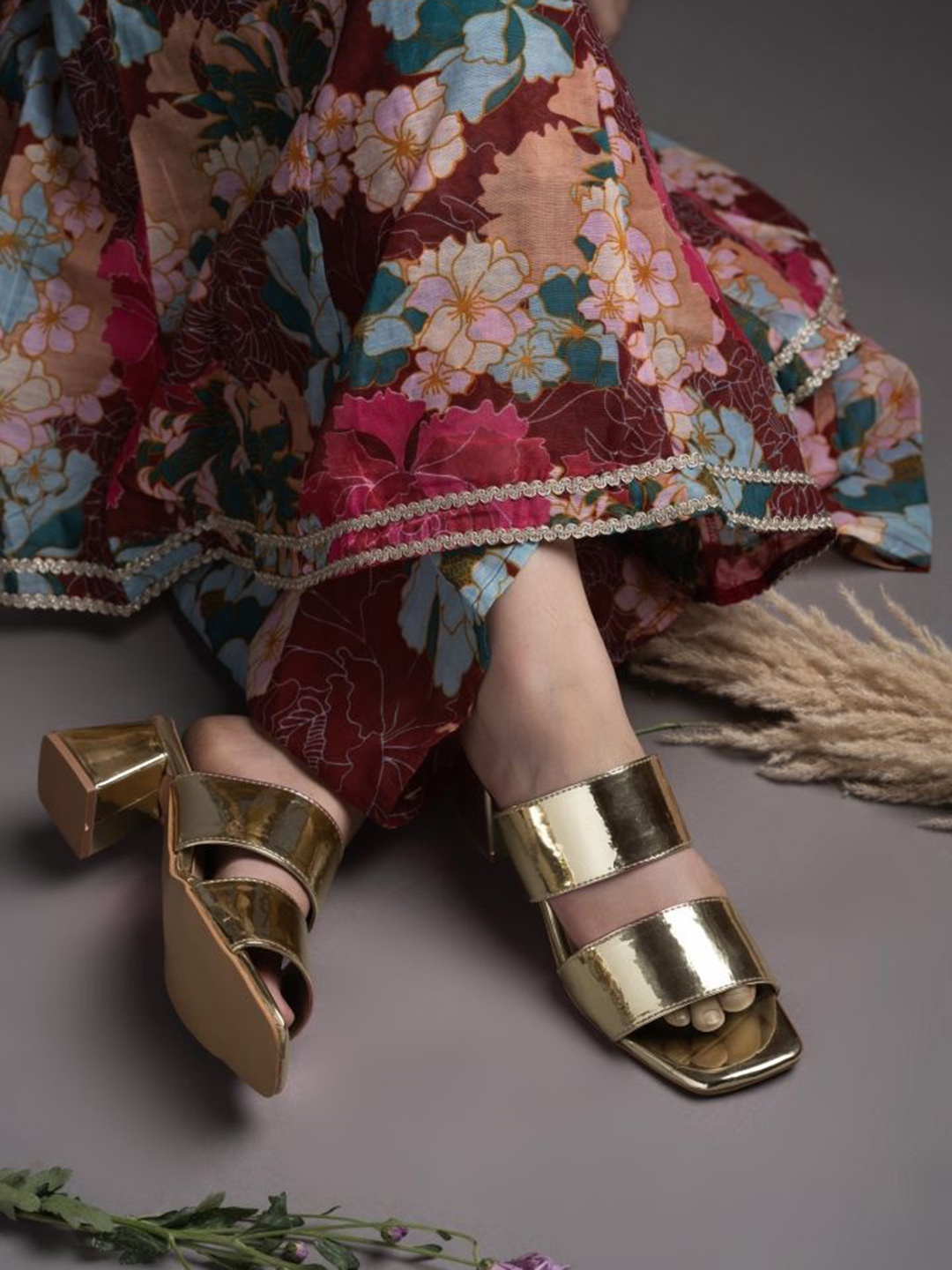 

DressBerry Women Block Heel Sandals, Gold