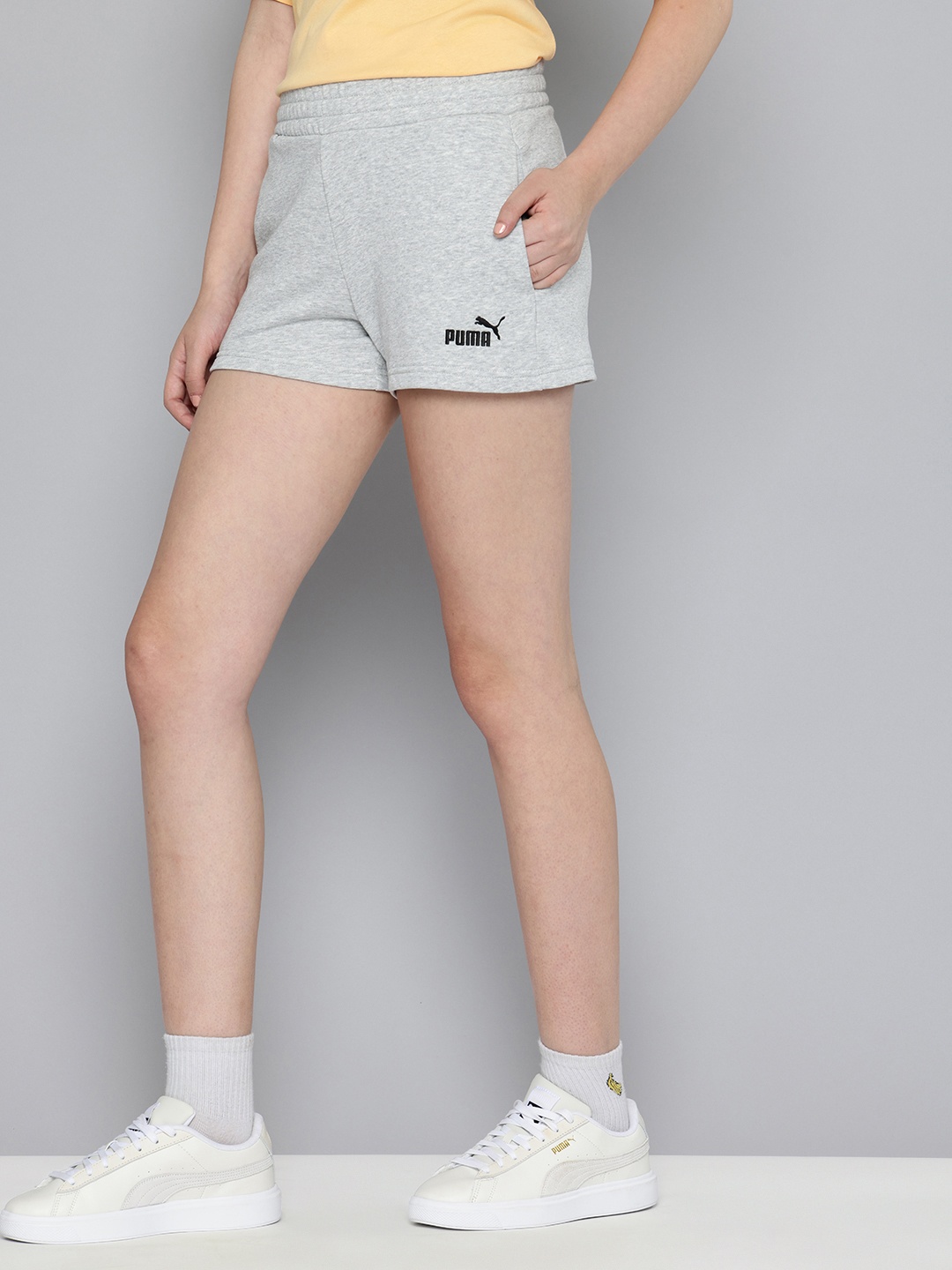 

Puma Women Small No. 1 Logo Outdoor Shorts, Grey