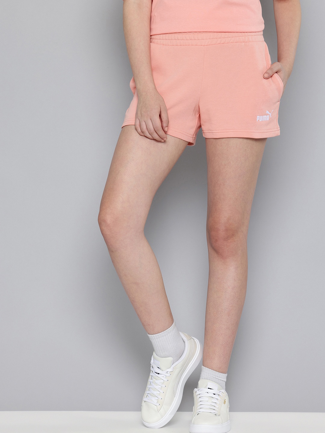 

Puma Women Small No. 1 Logo Outdoor Shorts, Peach