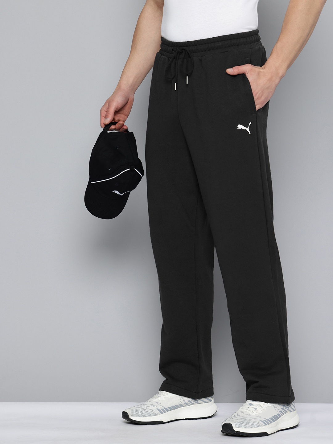 

Puma Men WARDROBE Essentials Relaxed Fit Pure Cotton Track Pants, Black