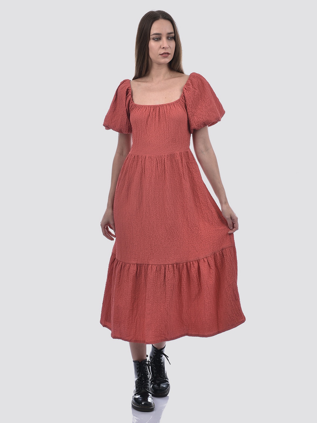 

ONLY Women Square Neck Puff Sleeves Fit and Flare Tiered Midi Dress, Red