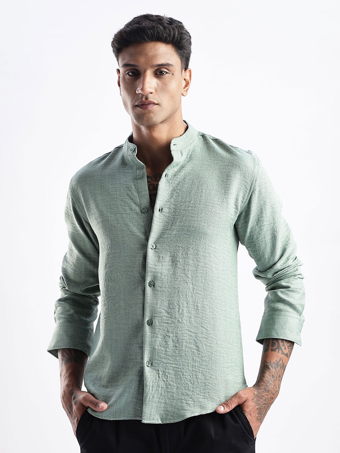 

NEVER NEUD Men Classic Fit Mandarin Collar Solid Casual Shirt, Olive