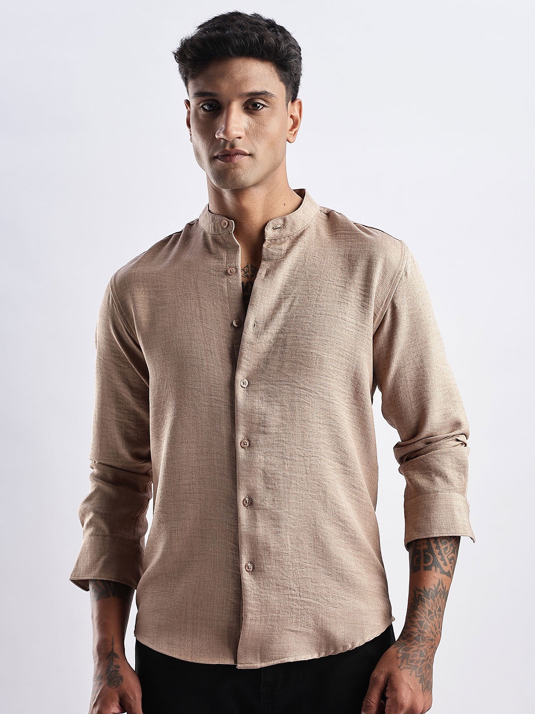 

NEVER NEUD Men Milange Linen Look Regular Slim Fit Casual Shirt, Beige