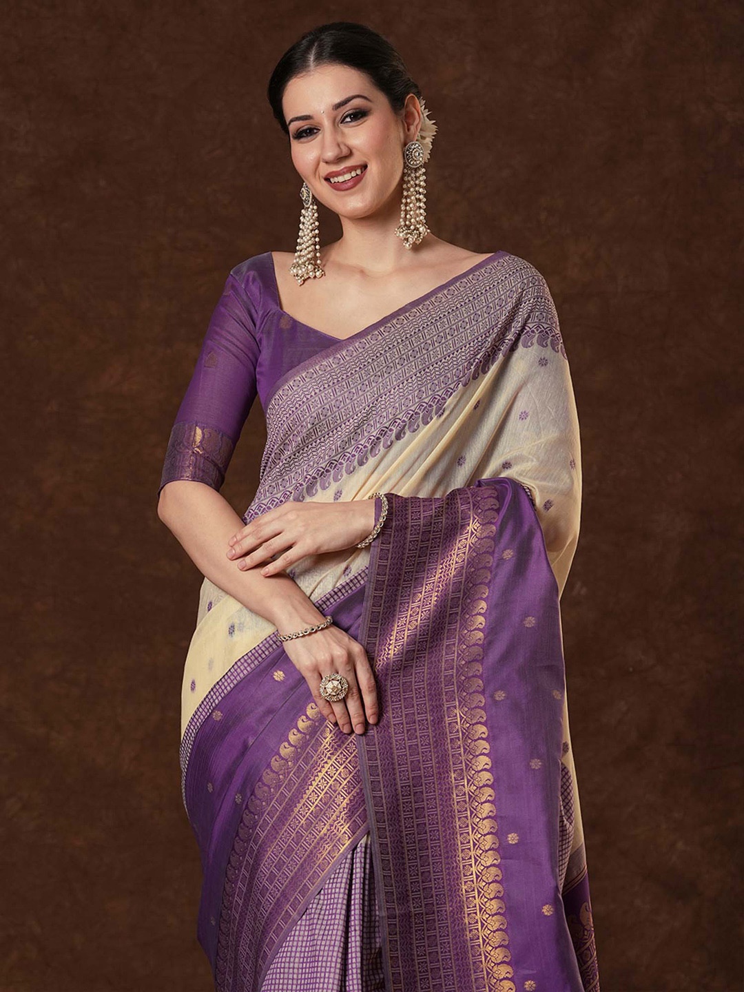 

Saree mall Checked Zari Venkatgiri Sarees, Purple