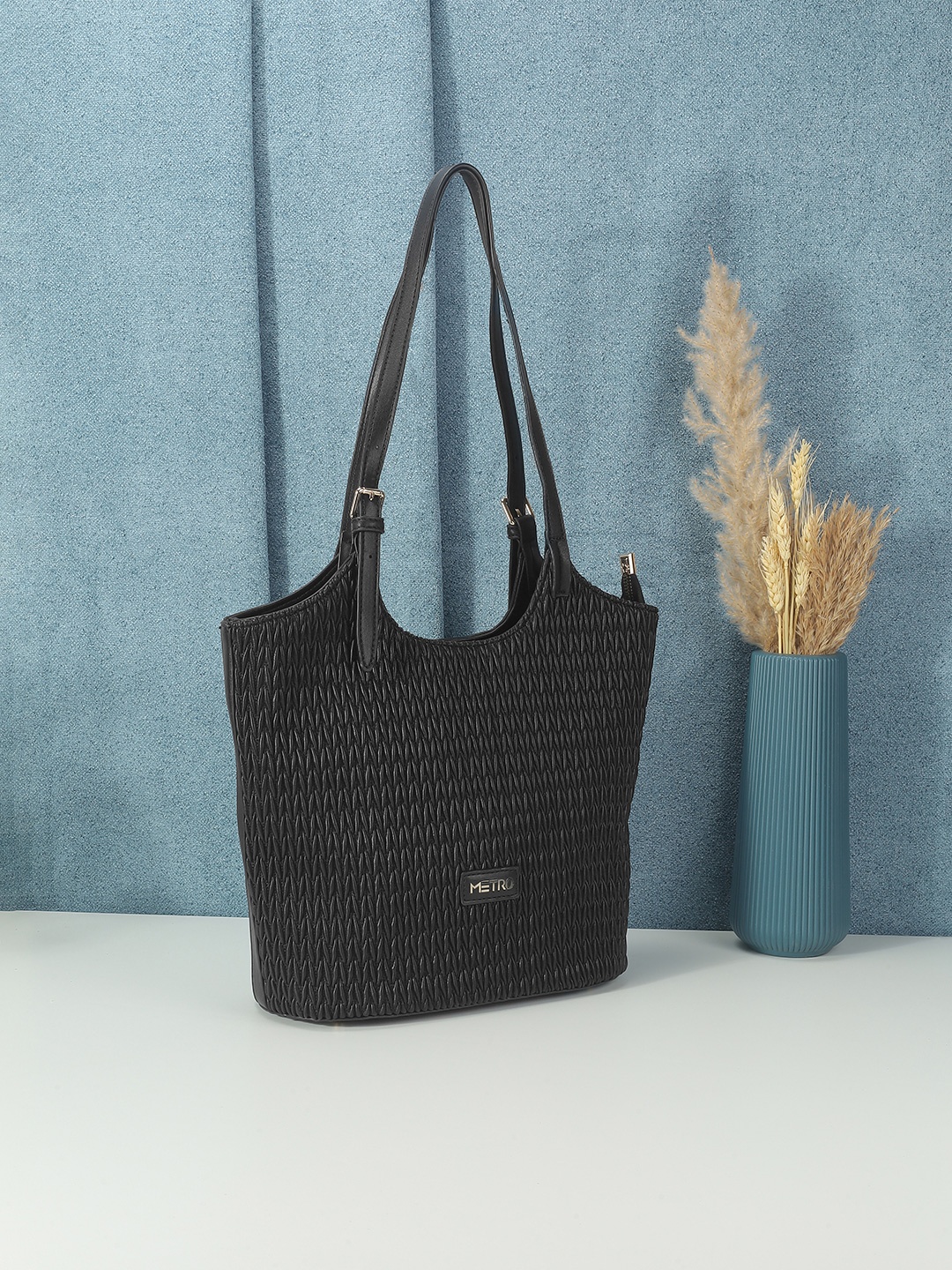 

Metro Women Textured Bucket Shoulder Bag, Black