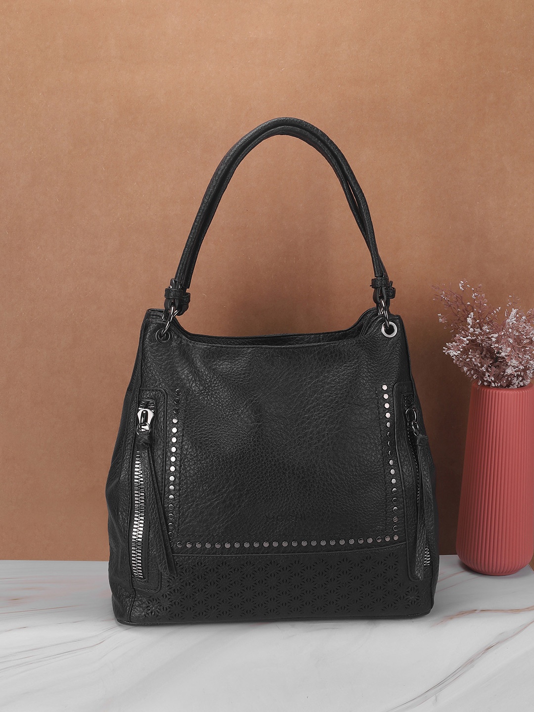 

Mochi Women Solid Structured Handheld Bag, Black