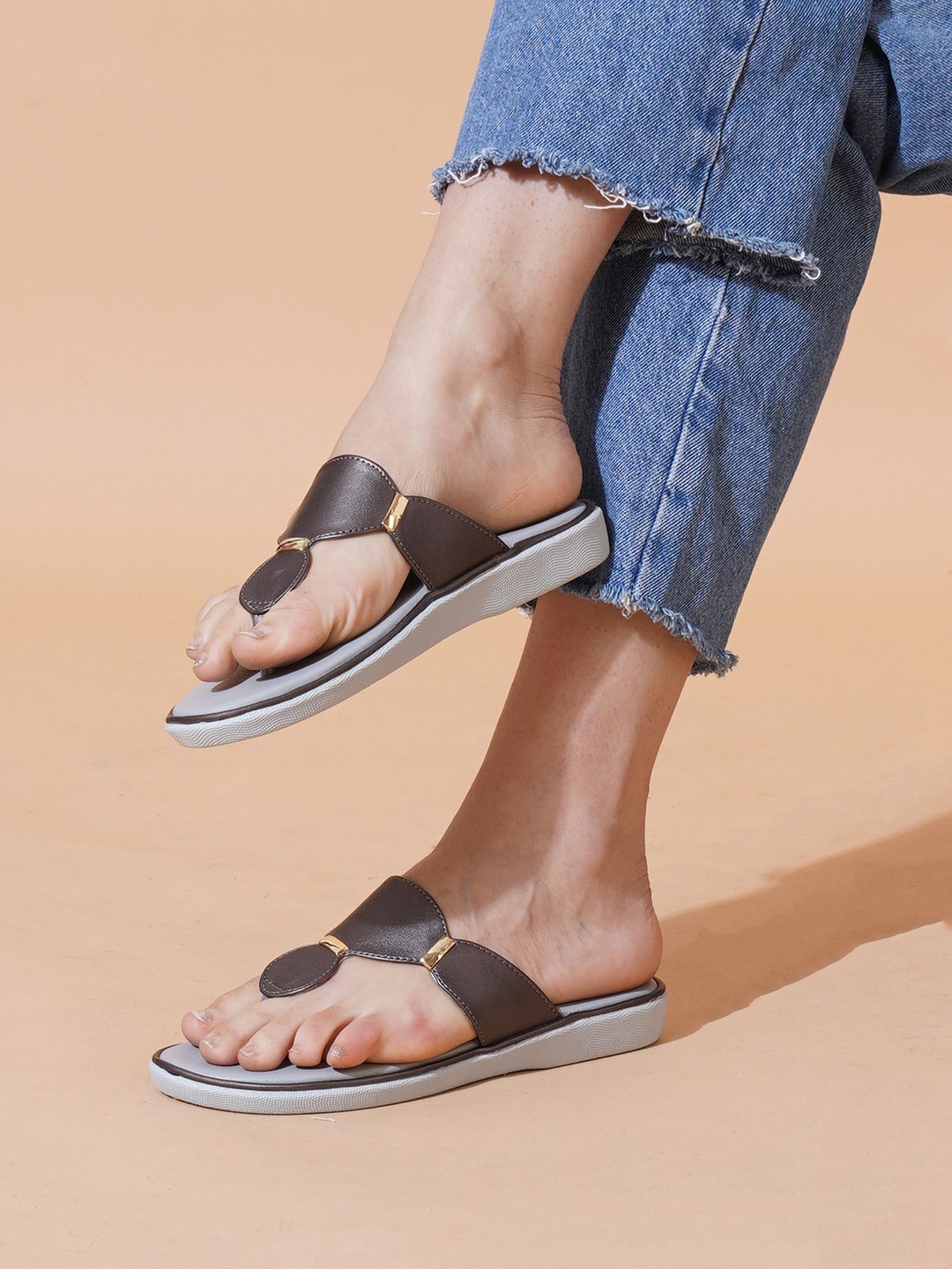 

PLANET WALK Women T-Strap Flats, Grey