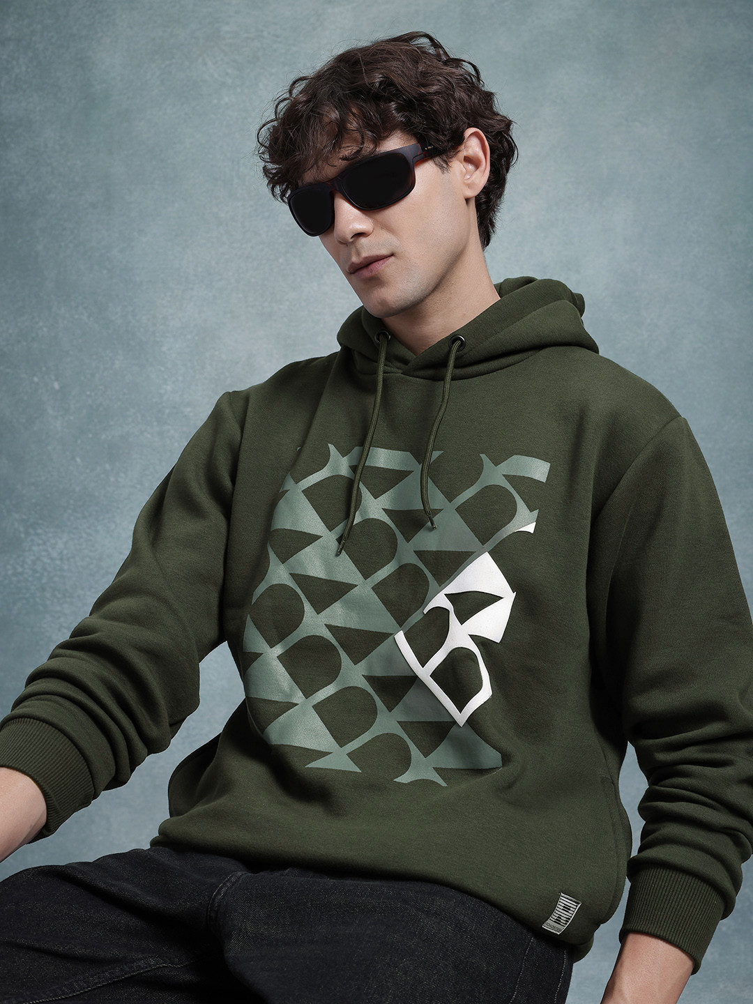

The Roadster Lifestyle Co. Graphic Printed Hooded Fleece Sweatshirt, Olive