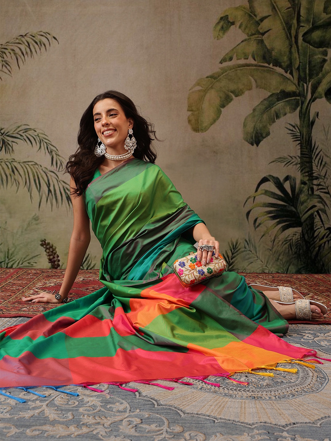 

DIVASTRI Soft Uppada Silk Arani Colorblock Banarasi Saree, Green