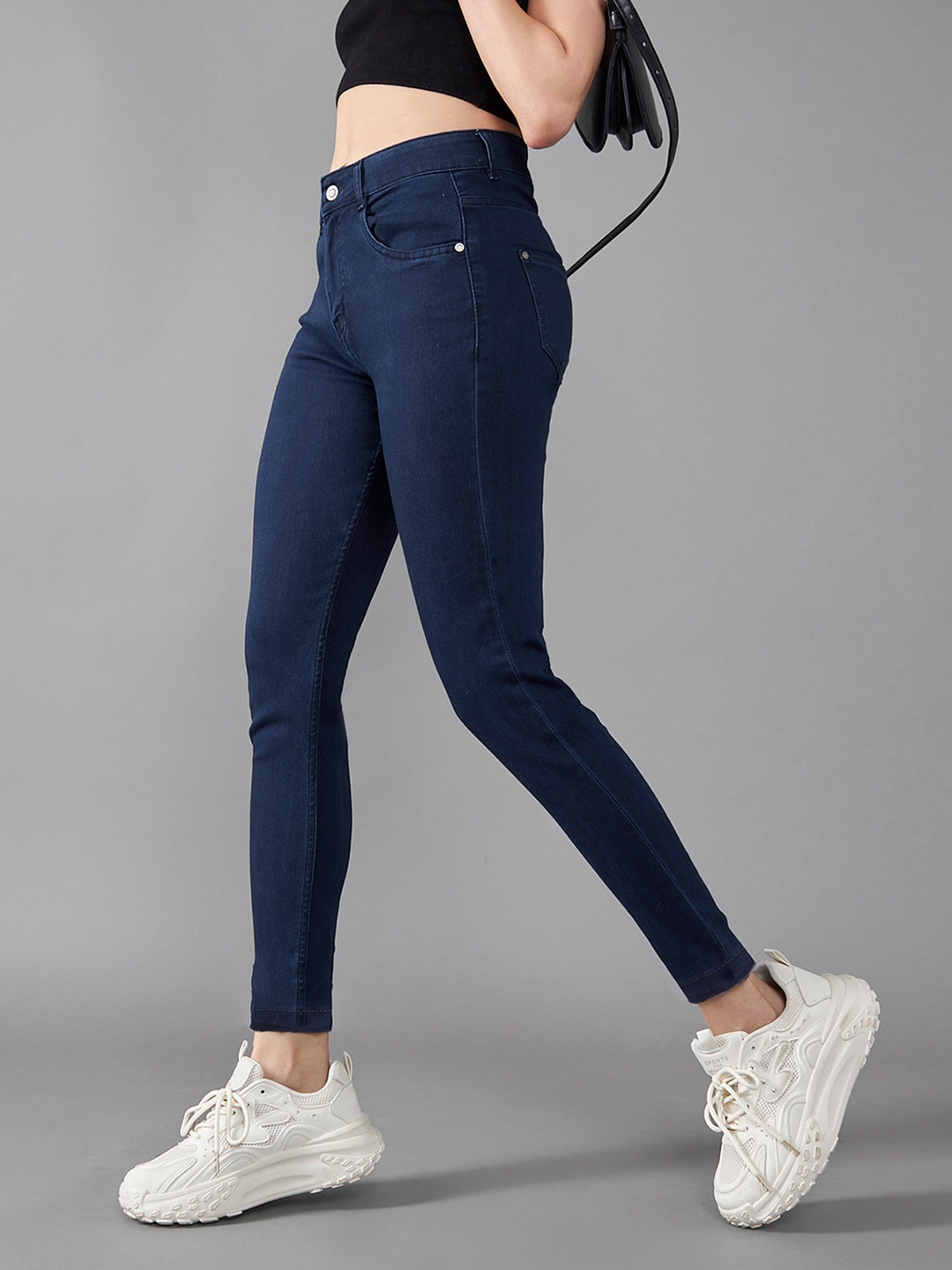 

DOLCE CRUDO Women Skinny Fit Clean Look Stretchable Jeans, Navy blue