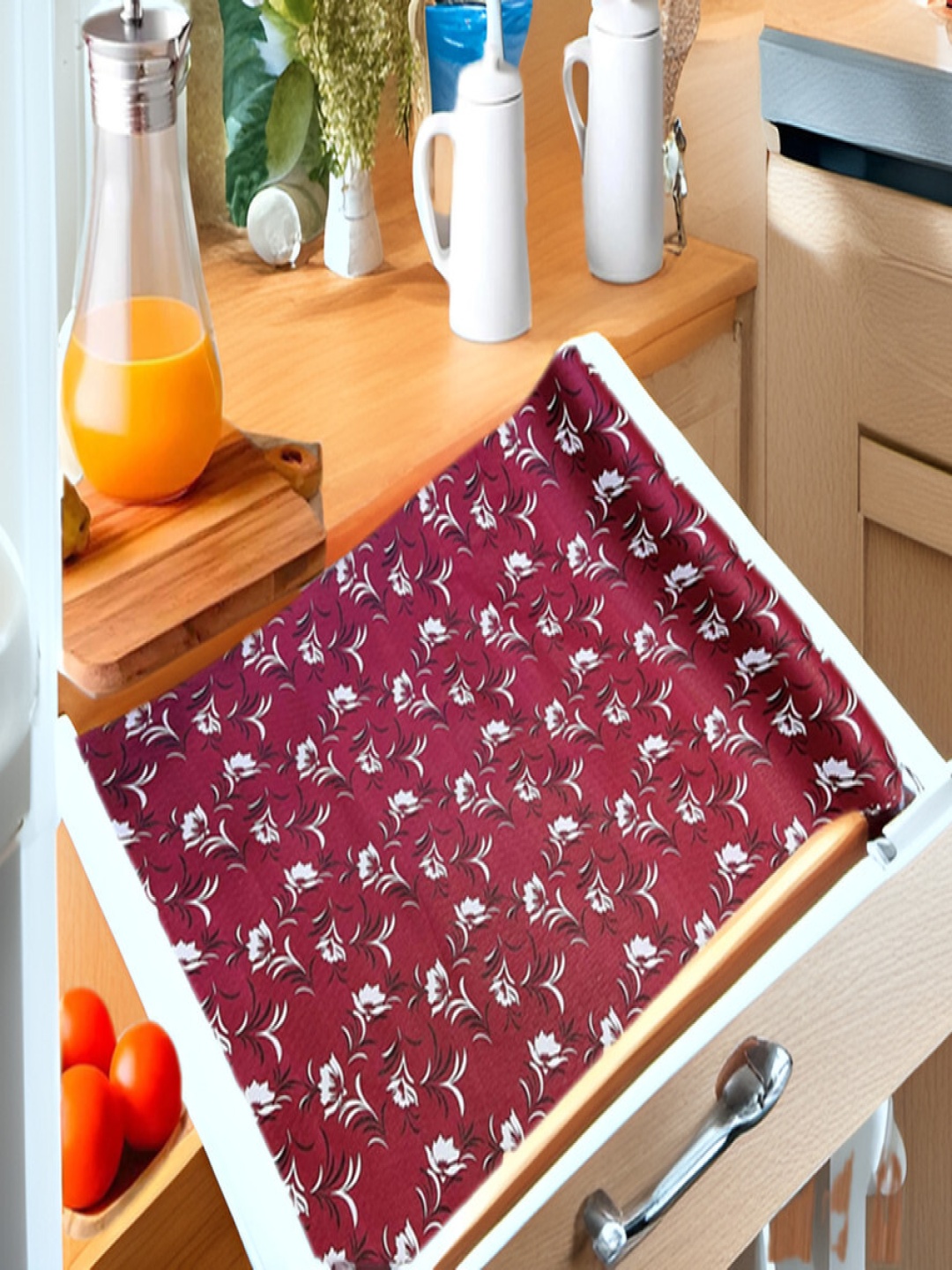 

REVEXO Maroon Set of 1 Water Resistant Shelf Liner Organisers