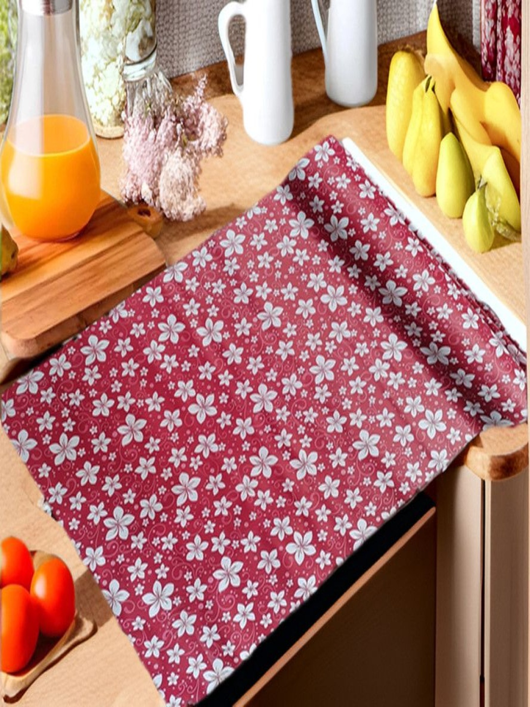 

REVEXO Pink & White Printed Water-Resistant Shelf Liner