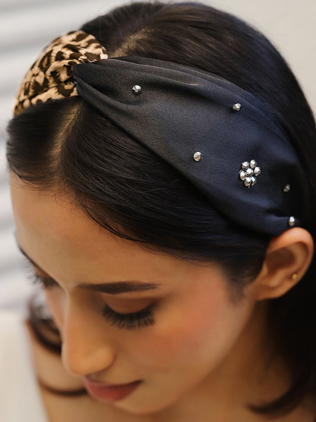 

Rubans Women Leopard Print Embellished Hairband, Brown