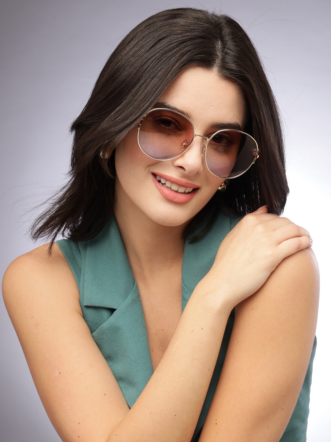 

HASHTAG EYEWEAR Women Oversized Sunglasses SEVA-5G32-BRN-Gradient, Brown