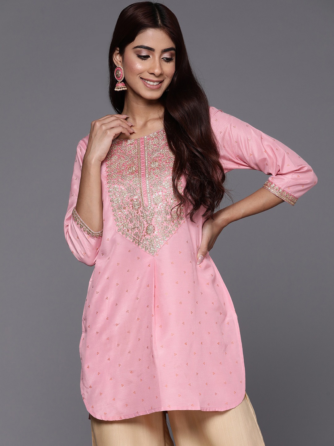 

Ahalyaa Women Floral Printed Top, Pink