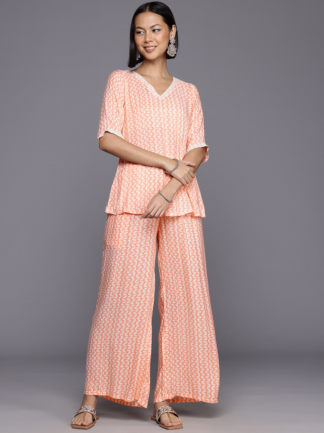 

Ahalyaa Printed Pure Cotton V-Neck Tunic With Palazzos Co-Ords, Peach