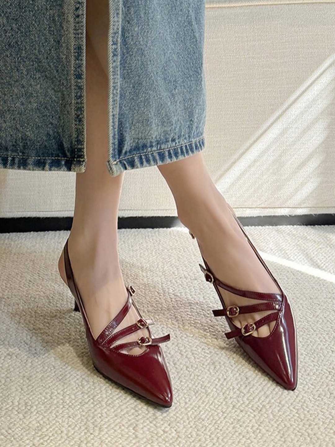 

Street Style Store Women Slim Pumps With Buckles, Maroon