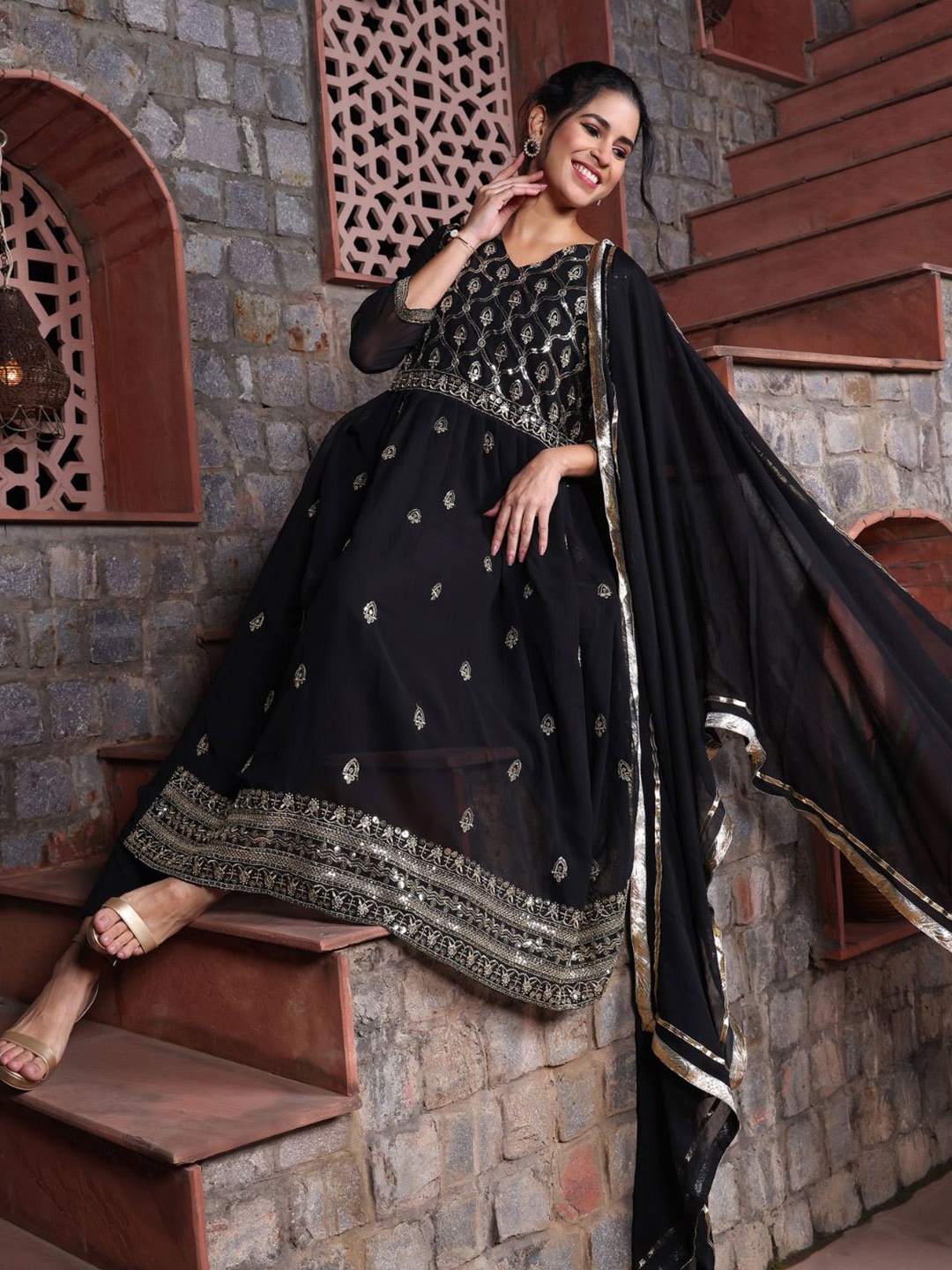 

KALINI Women Ethnic Motifs Embroidered V-Neck Anarkali Kurta with Trousers And Dupatta, Black