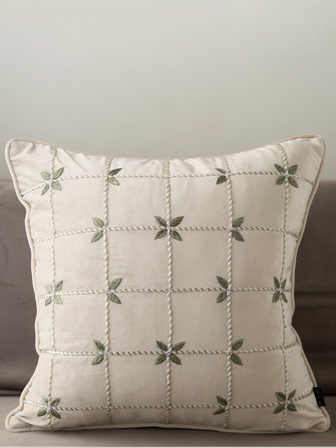 

Rya Living Pearls Elegance Beige Ethnic Motifs Embroidered Velvet Square Cushion Cover
