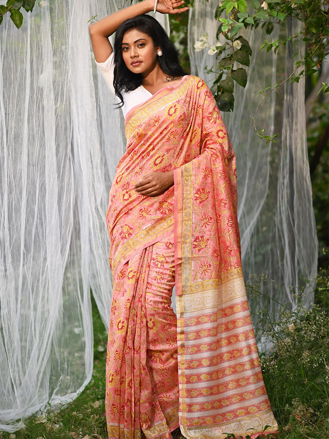 

Unnati Silks Women Floral Printed Zari Chanderi Saree, Coral