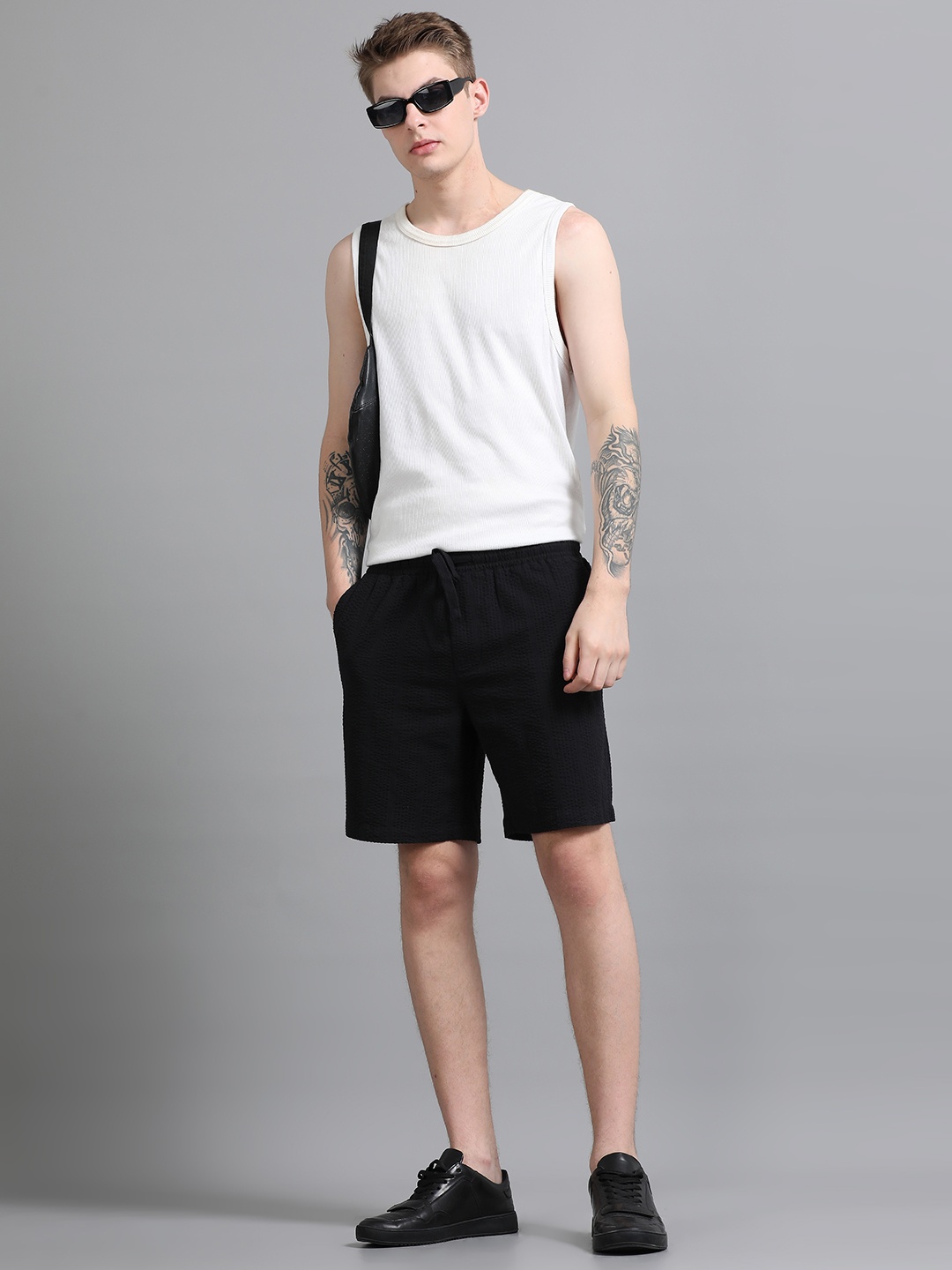 

StitchX Men Textured Seersucker Resort Short, Black
