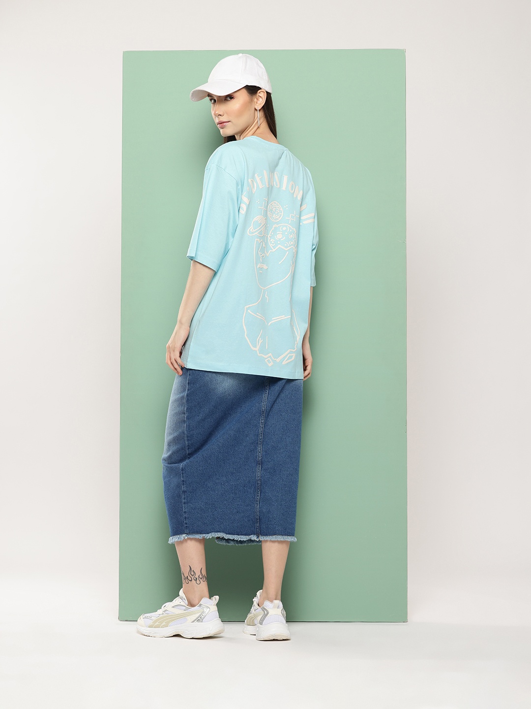 

FEVER HUNT Printed Drop-Shoulder Sleeves Oversized T-shirt, Turquoise blue