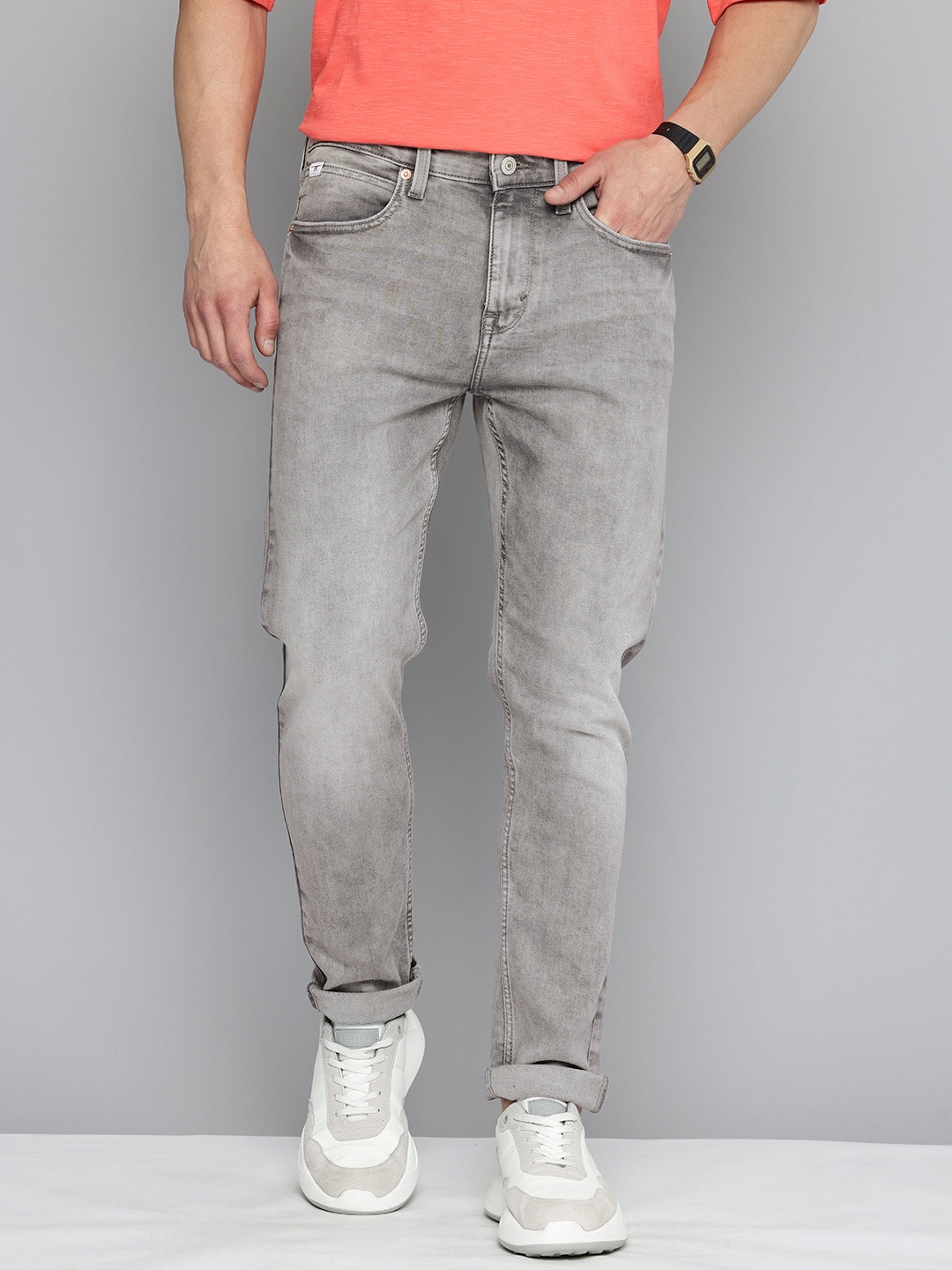 

Flying Machine Men Slash Slim Tapered Fit Heavy Fade Stretchable Jeans, Grey