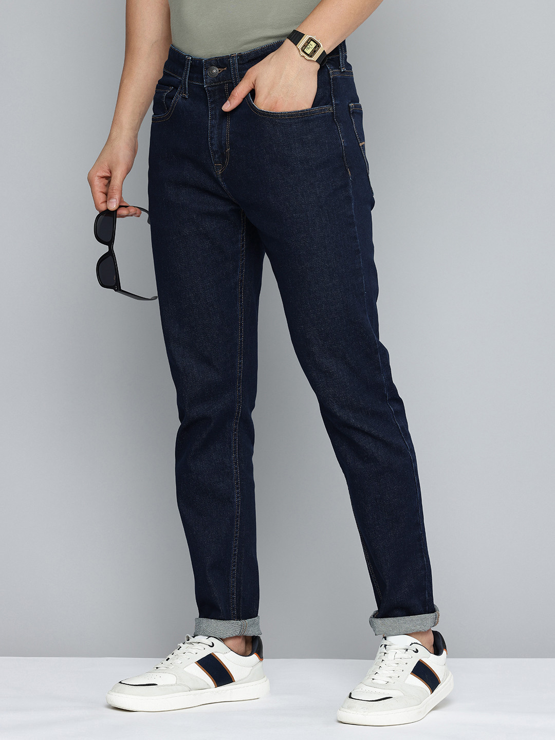 

Flying Machine Men Slash Slim Tapered Fit Light Fade Stretchable Jeans, Navy blue