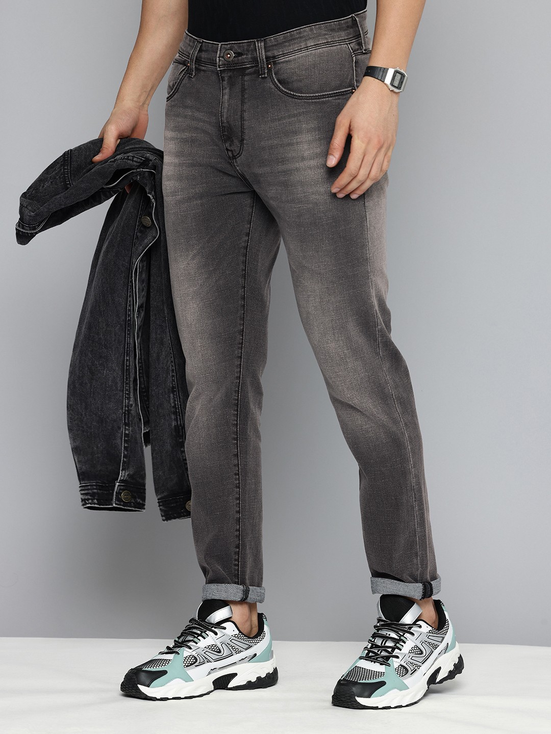 

Flying Machine Men Slash Slim Tapered Fit Stretchable Jeans, Grey