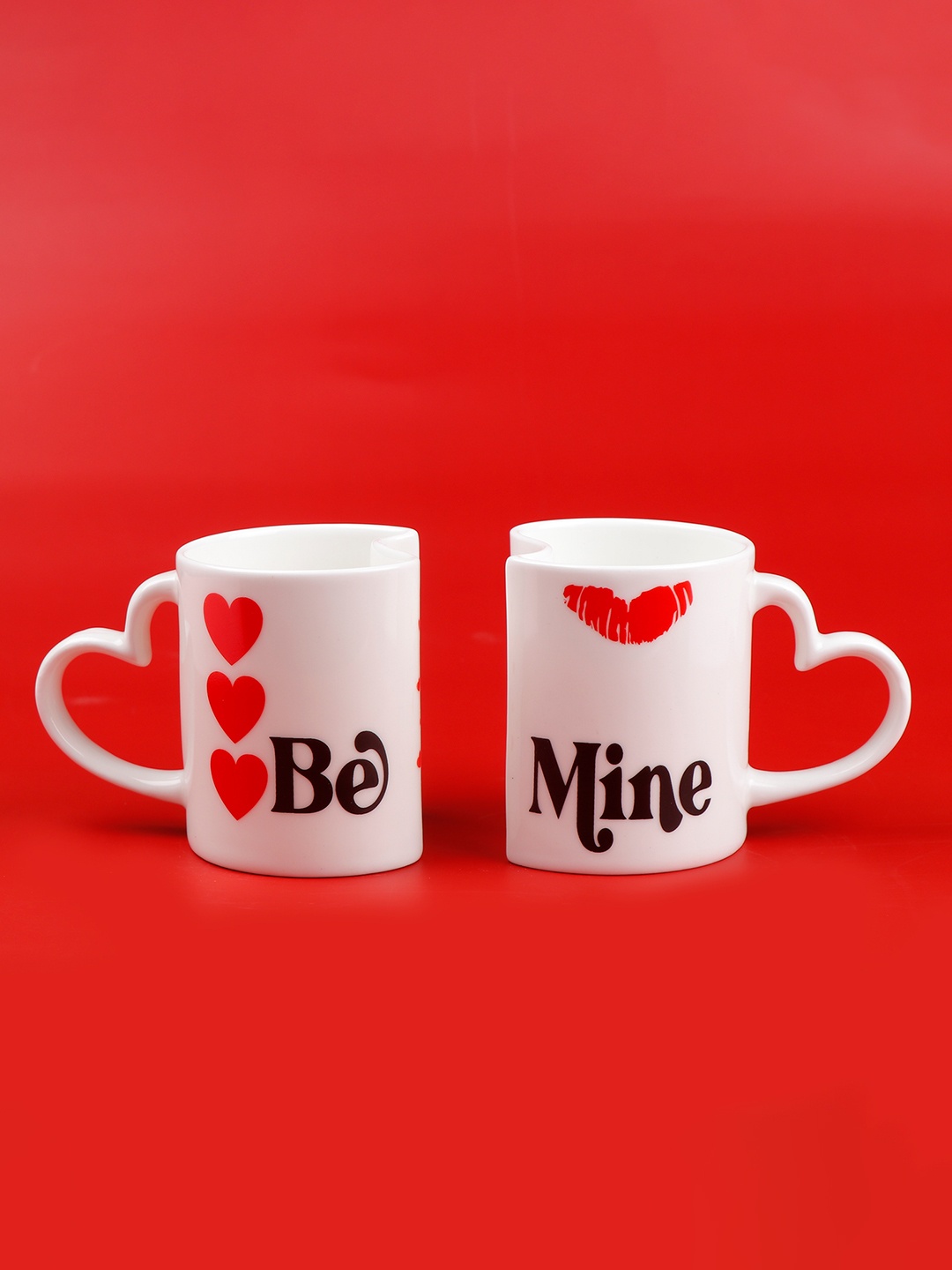 

Archies White & Red 2 Pieces Be Mine Quoted Printed Matte Ceramic Twin Mug Set