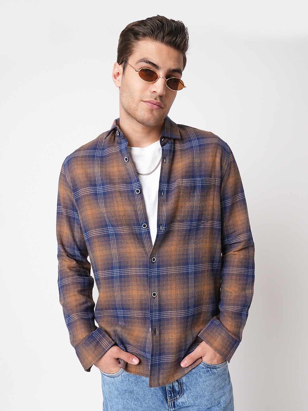 

VASTRADO Men Classic Fit Spread Collar Checked Cotton Casual Shirt, Navy blue