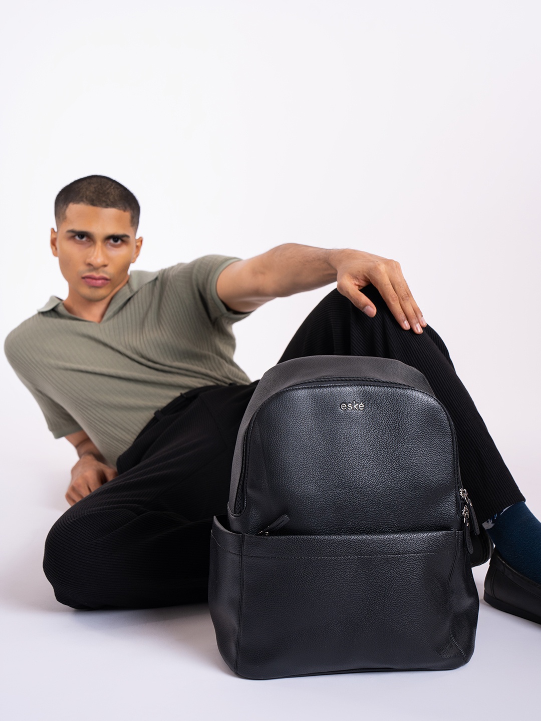 

Eske Men Harvey, the Backpack with Compression Straps, Black