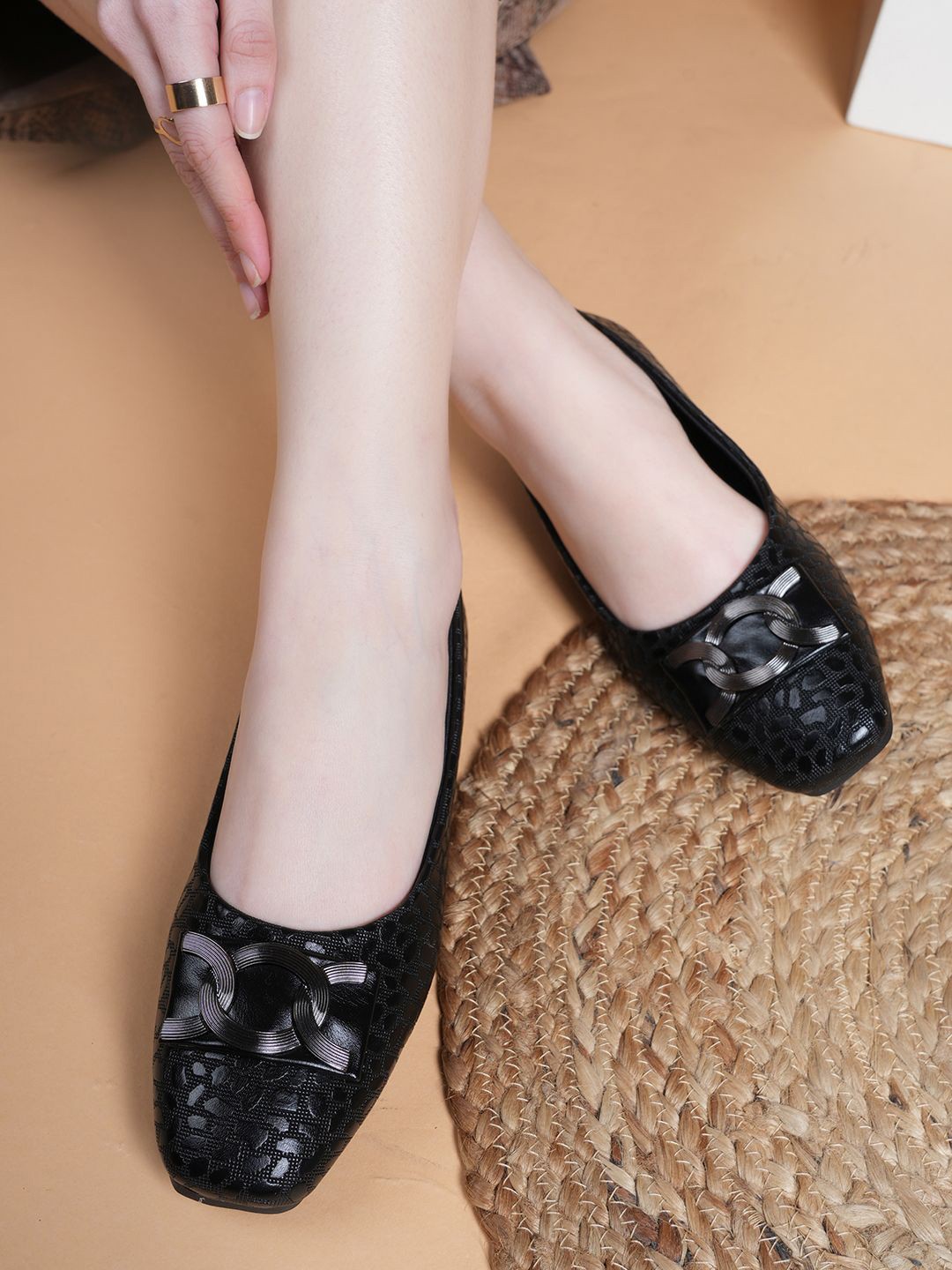 

DressBerry Women Ballerinas Flats, Black