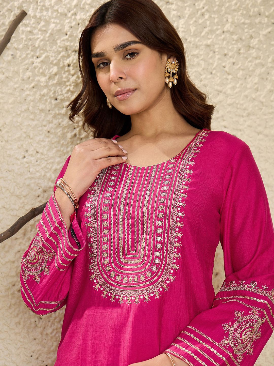

Indo Era Ethnic Motifs Embroidered Sequinned Kurta With Trousers, Pink