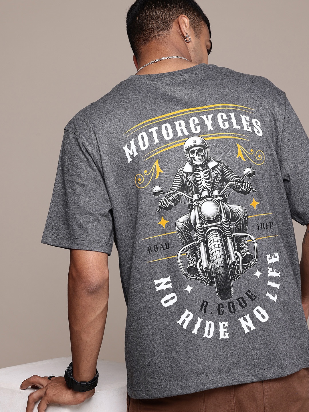 

R.Code by The Roadster Life Co. Grunge Printed Relaxed Fit T-shirt, Grey