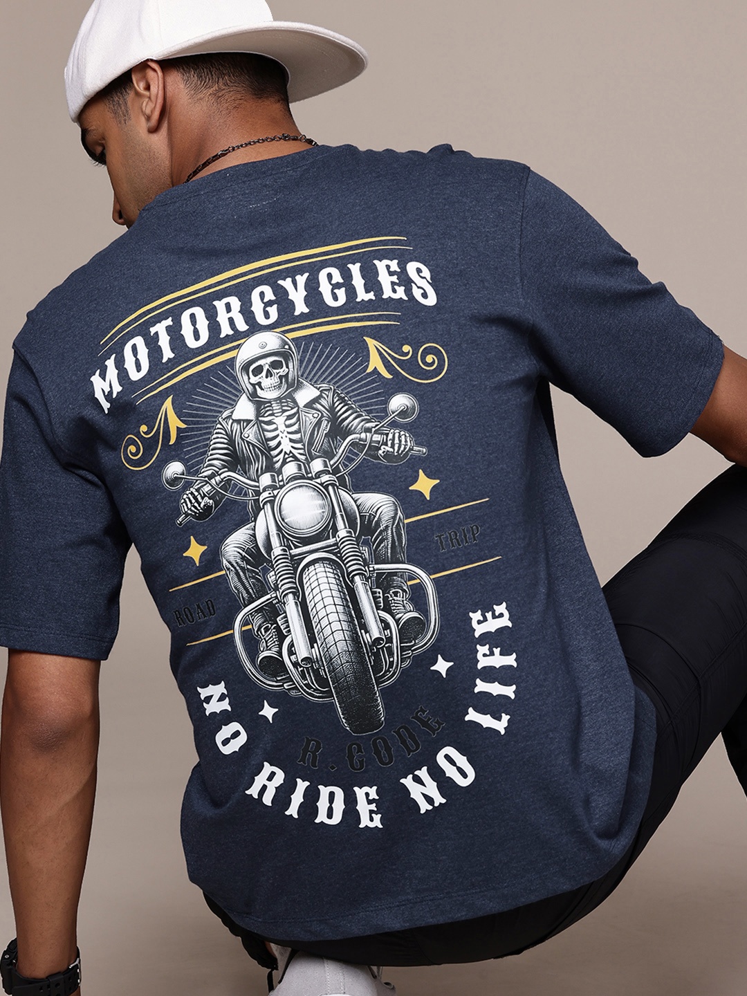 

R.Code by The Roadster Life Co. Men Printed Relaxed Fit T-shirt, Navy blue