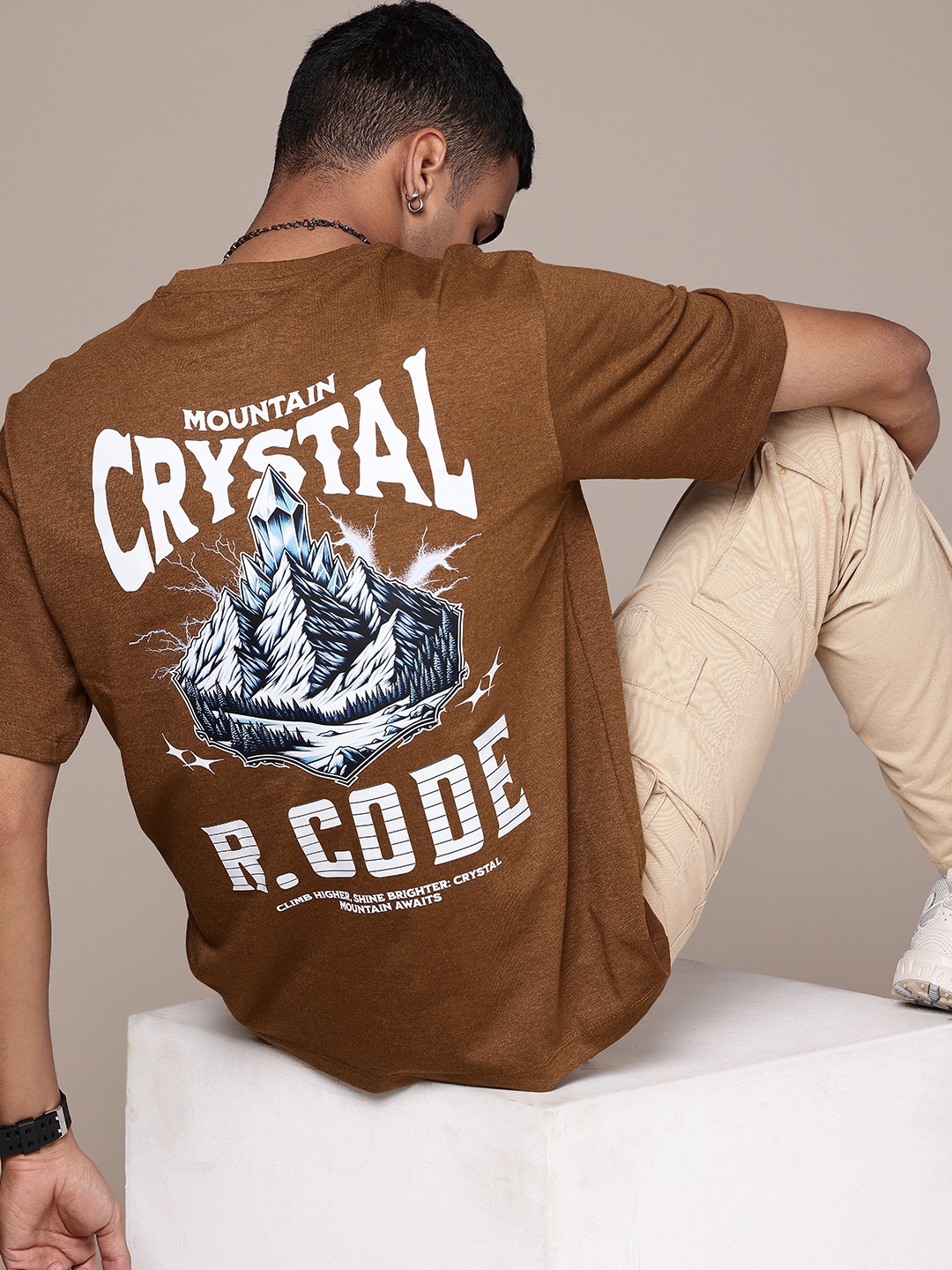 

R.Code by The Roadster Life Co. Men Printed Relaxed Fit T-shirt, Mustard