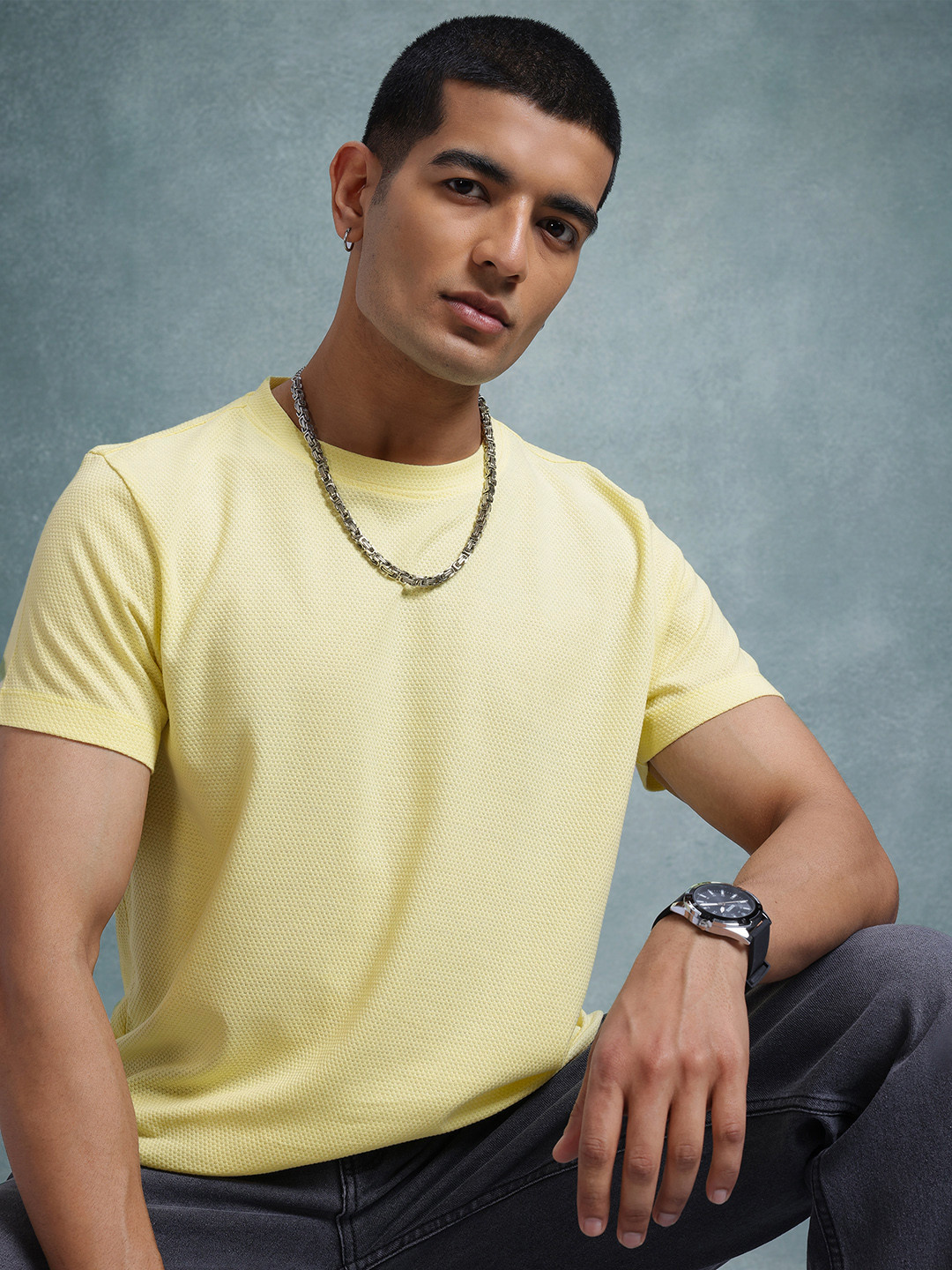 

The Roadster Lifestyle Co. Men Self Design T-shirt, Yellow
