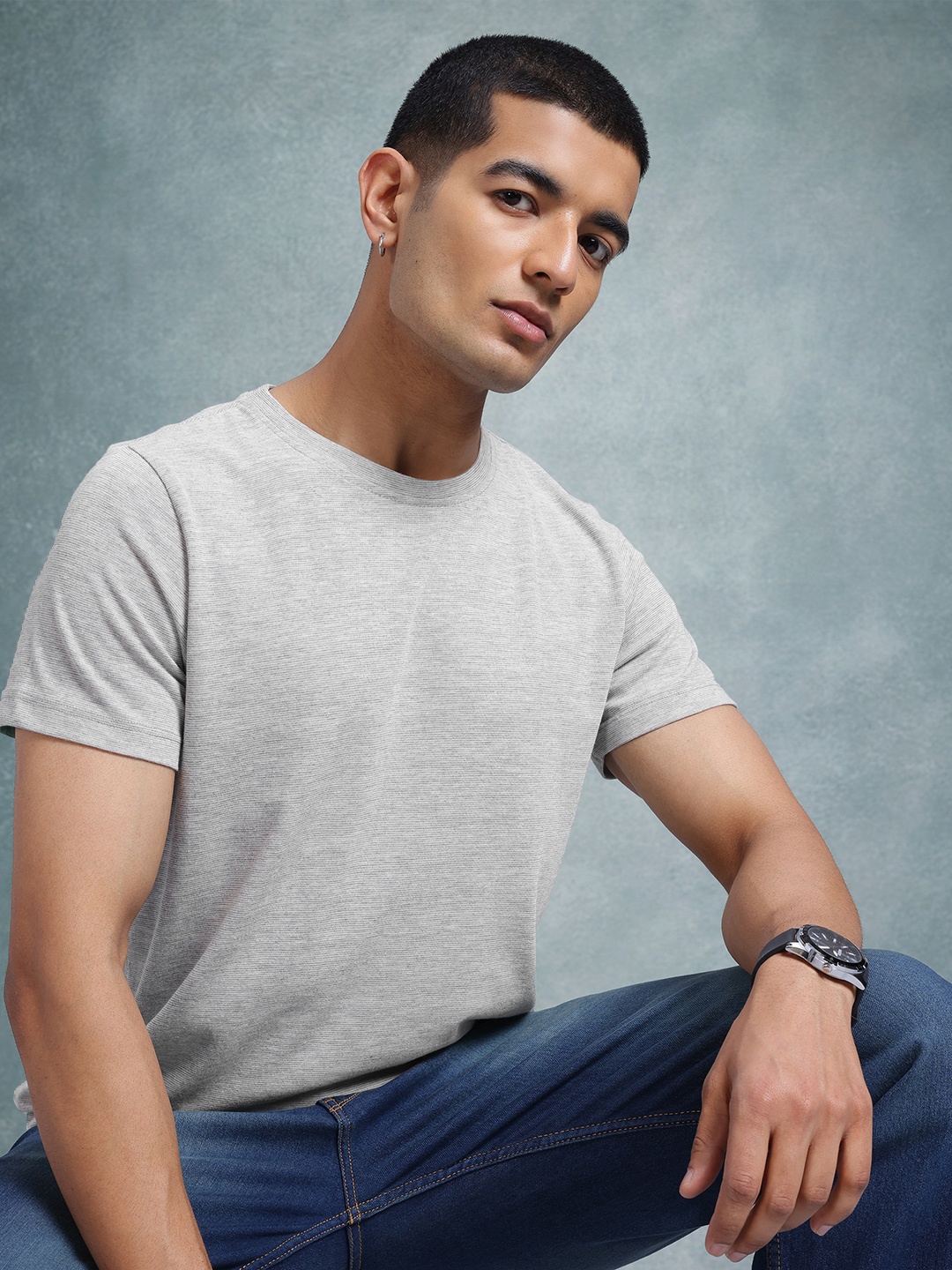 

The Roadster Lifestyle Co. Men T-shirt, Grey melange